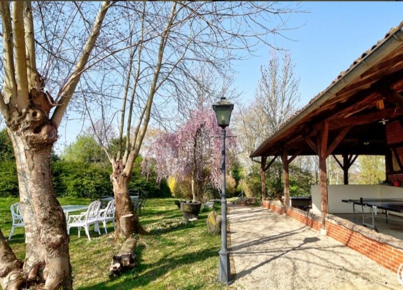 Chambres D'Hotes Les Vignes Montcet Exterior photo